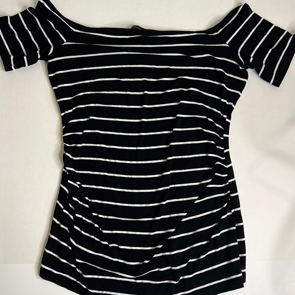 White House Black Market Short Sleeve Off The Shoulder Shirt with Side Rouching